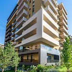 Mountain View Terrace Oasis *