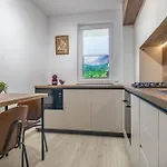 Mountain View Terrace Oasis 公寓