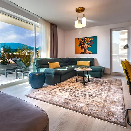 Mountain View Terrace Oasis Апартаменты Брашов