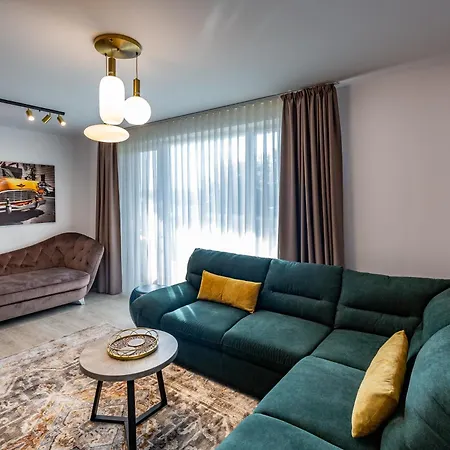 Mountain View Terrace Oasis
